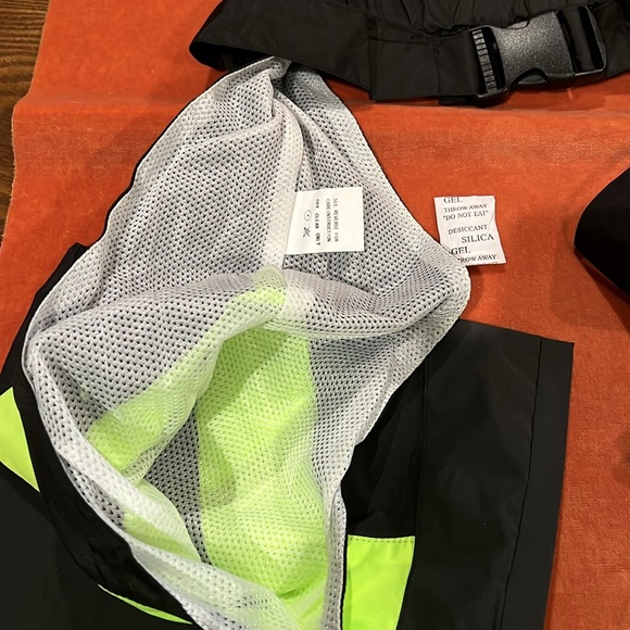 NWT  Clasp Reflective Cargo Chaps - Picture 9 of 10